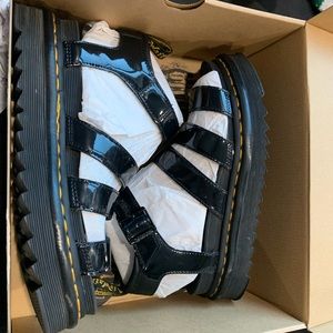 BLAIRE PATENT LEATHER STRAP SANDALS